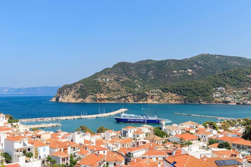 Drosia * Skopelos Town