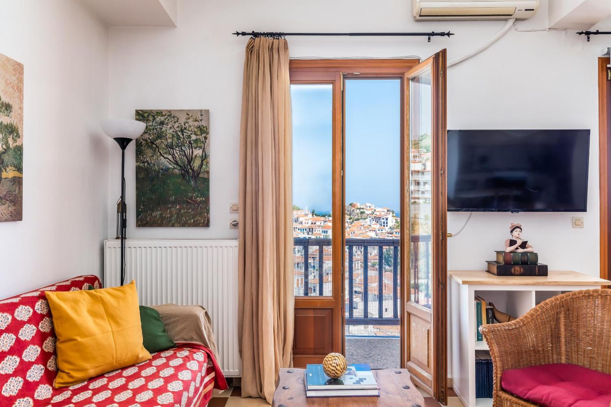 Drosia Skopelos Town
